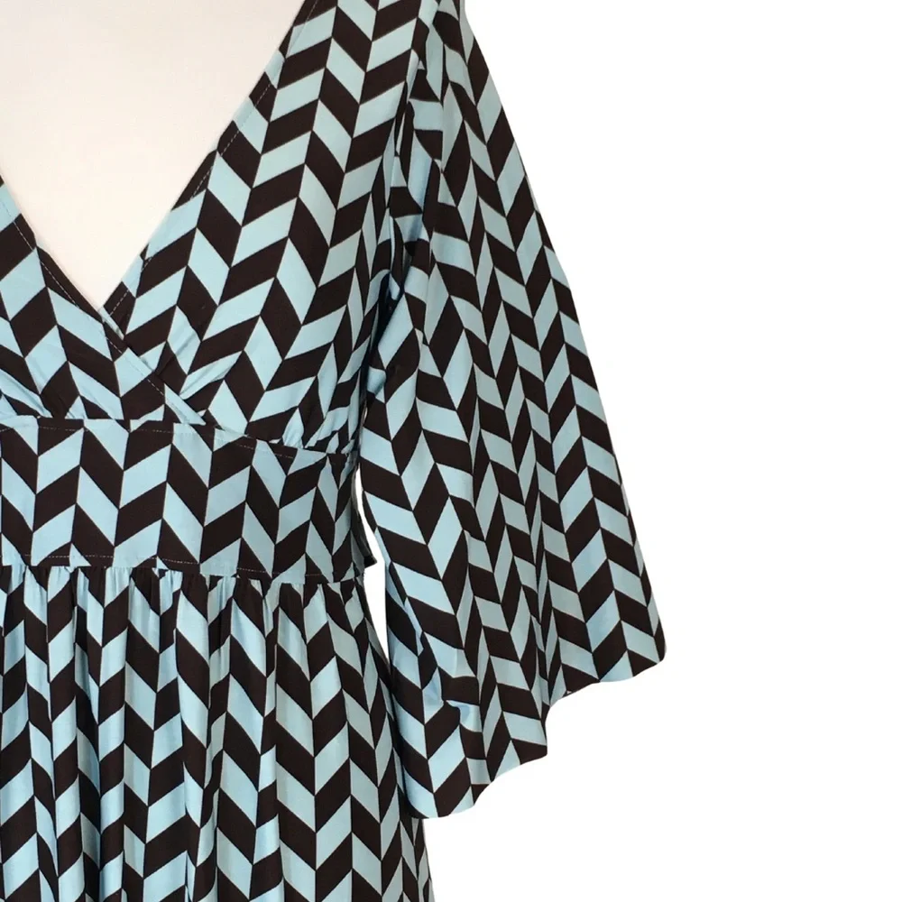 BCBGMaxAzria Blue Brown Chevron Surplice Bell Sleeves Fit n Flare Dress Medium